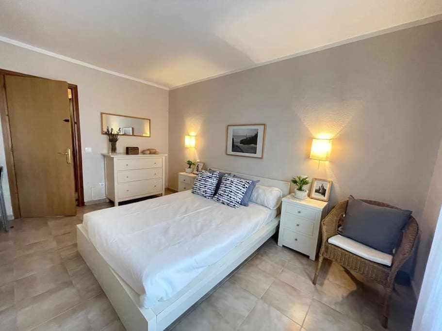 Macarella Apatamento Con Piscina Apartman Cala'N Blanes  Kültér fotó