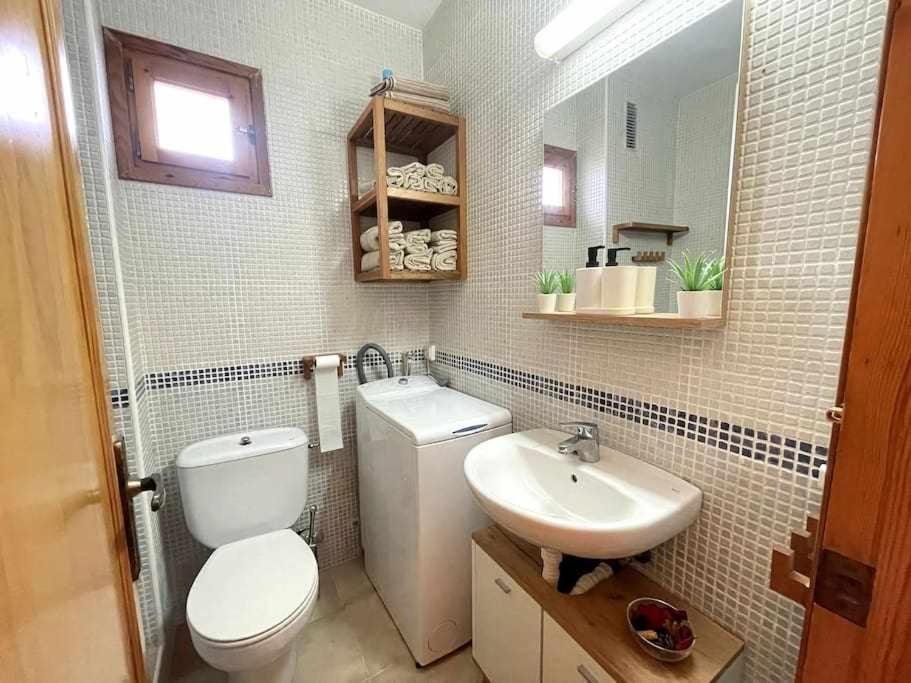 Macarella Apatamento Con Piscina Apartman Cala'N Blanes  Kültér fotó