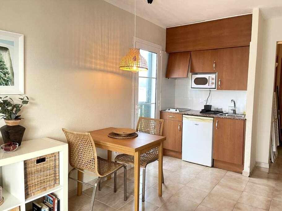 Macarella Apatamento Con Piscina Apartman Cala'N Blanes  Kültér fotó